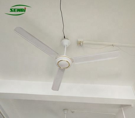 Điều khiển từ xa Quạt trần năng lượng mặt trời DC, Quạt trần 3 cánh Tiêu thụ thấp